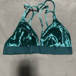 Velvet Bralette in green